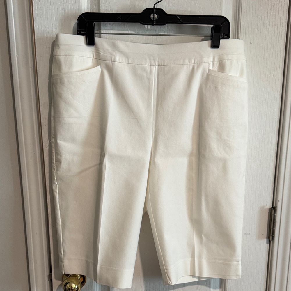 Chico's So-Slimming Bermuda Shorts